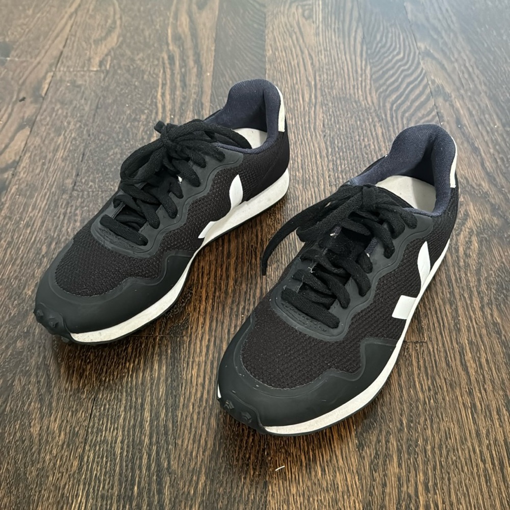 Veja Black and White Women's Sneakers